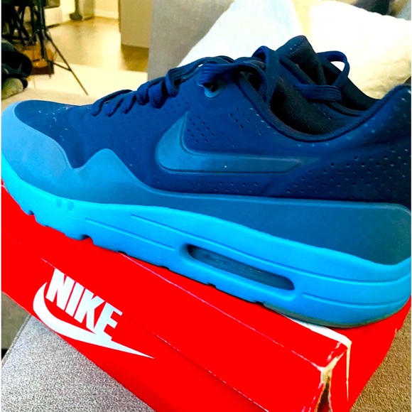 Air max custom - Picture 3 of 3